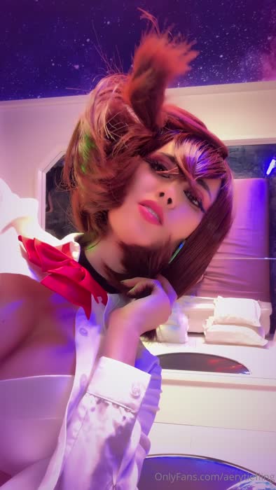 b5b38895abb2a4b4f08710d32965ec1594b066f7594e3bc636f88f059bb66f96 thumbnail