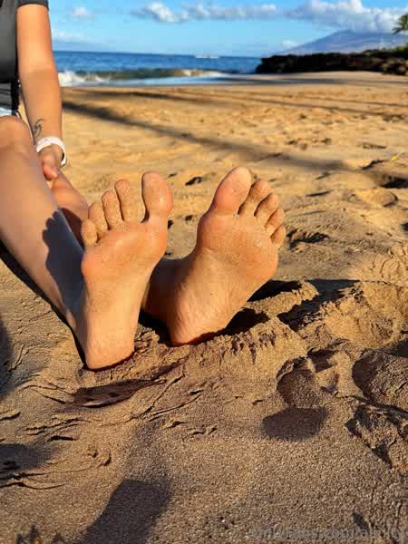 e3cdf9371d9d955cff90e6290df0d5dcc92575b5744171e6bb24e25207d0f825 thumbnail