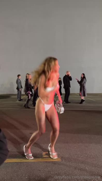 68e947fa695e1ac01c5c8e8c51cfa23c65de957a0e6979abd1b6e89973b72bea thumbnail