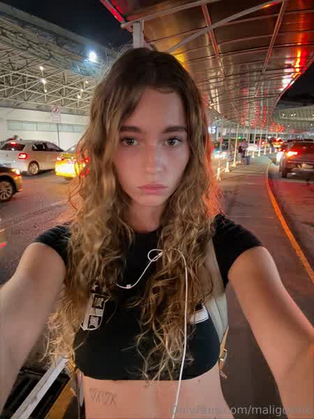 d52ddbb8a6682c8a8f782e8af55b49530a12d481d90d00fe56198653aa334124 thumbnail