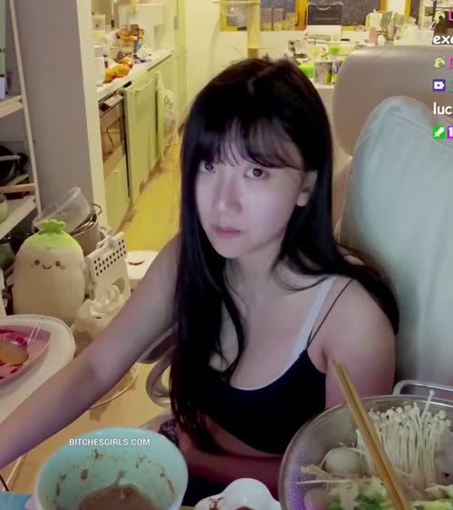 adf7d424eca87ad28fcbd48049ba5c2426572673306a7f39e46dab237cd91bbe thumbnail