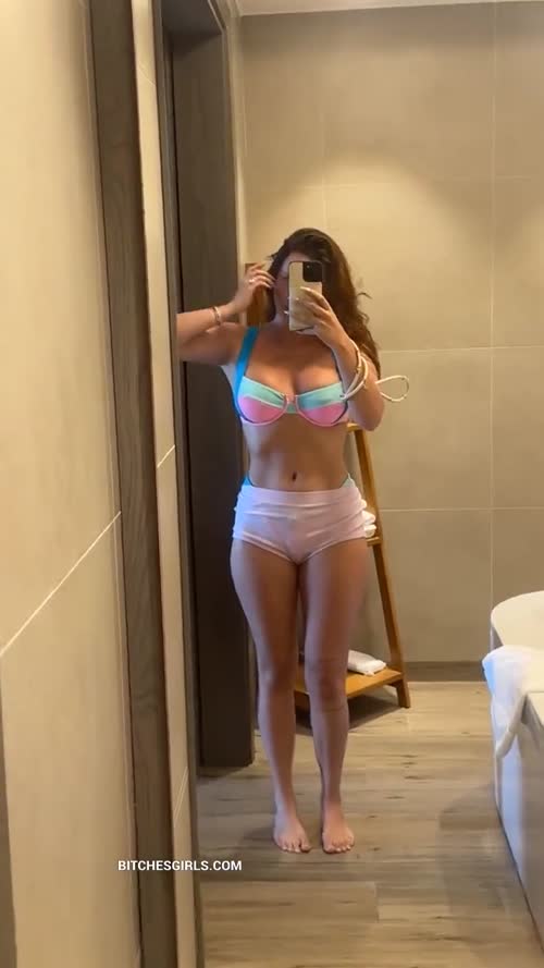 259f182196fdaf70cee1f574bb23eb02ab38dec5409cfa2e4b9a6b025df50919 thumbnail