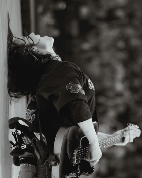 90e096db501868c2342fccb8a39c9b29a4adb696fd5b0ba5541a4170af95e73d thumbnail