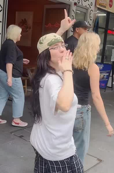 99a1d43cc0c393deb0cccd87ab76b424517caf4f476c8df4d8cd70f9e98a3792 thumbnail