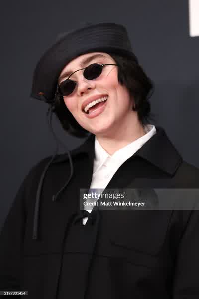 566adc9522d37cfe41e88b299f46a89cc327b3cc3d4620ec8790a6c2a18e9993 thumbnail