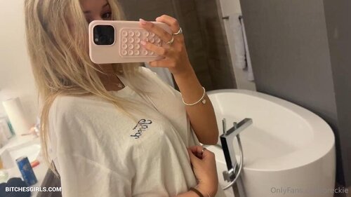 250861828813573310745198988618157012802 thumbnail