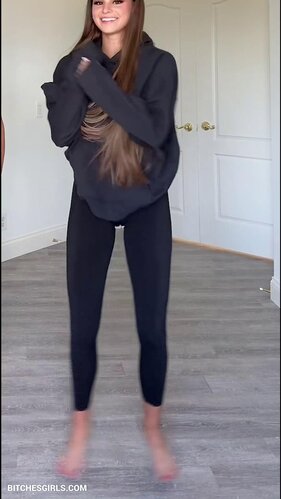 116242546858566859472668050480427474597 thumbnail