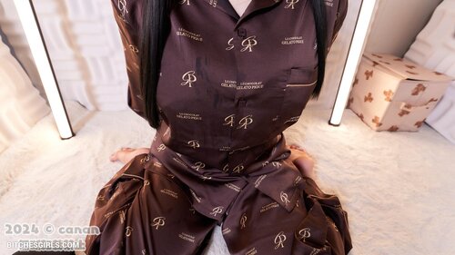 826131636323166866422326636477471889 thumbnail