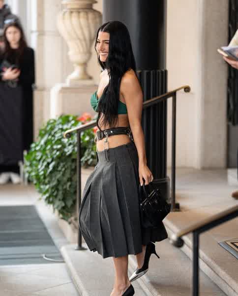 1ed57291c19b4cc840dba1c0f9deca0239d3bfa4f35c69a3b3f14ca887569f98 thumbnail