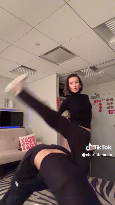 340129e6fa8e002fc34df33b1c5161835ae01e9573d5bb846083cbefc2906859 thumbnail