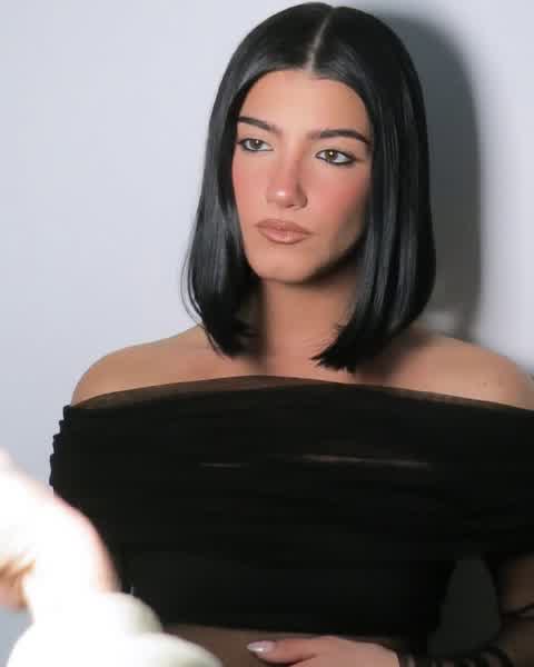 521929dae379cba777cfb0ee83d2d12ec54f14d1434da934e5c0aa107510d504 thumbnail