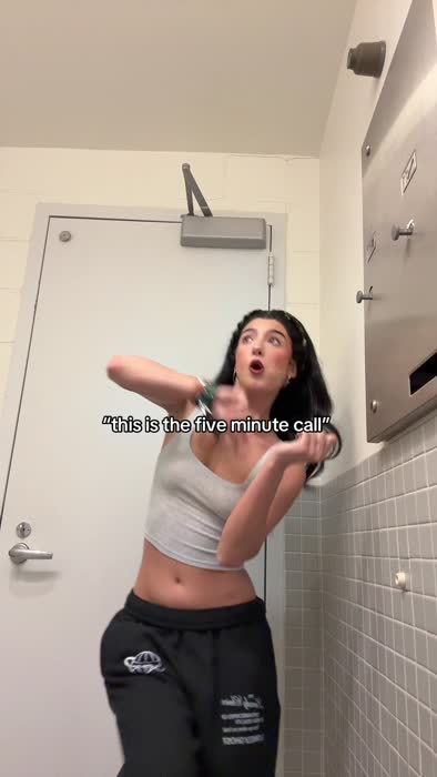 6d7f6d58e9a95512861438d3ac45f1b3be0a802d31cdd9543b84cb8d37c34428 thumbnail