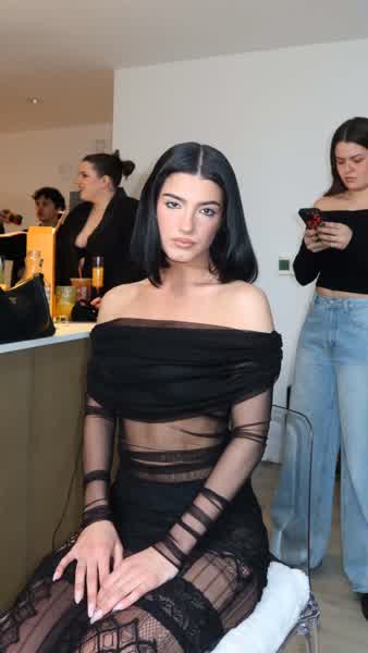 8381732e457a13eeccbbac3ececdbd9f3bfc1e0b49d58e589b20118737a57927 thumbnail