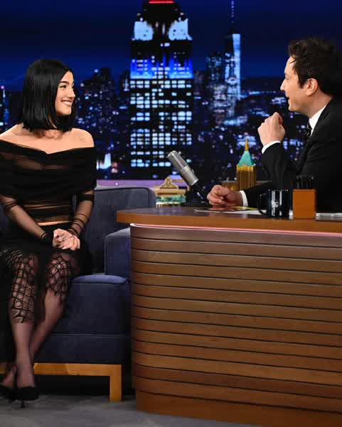 a1003112d7082cb3432d50cc2146336c7ed382d05cdce2e3d9c781d5c4af6209 thumbnail