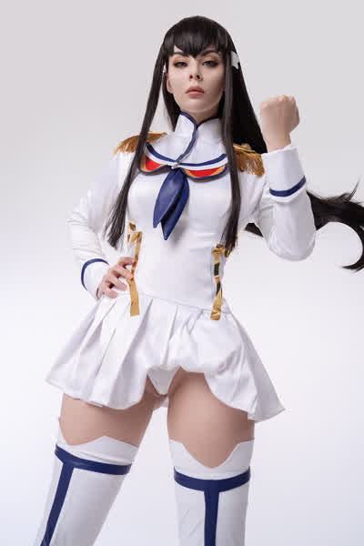 8281af2ed977097ef78478f3daa6c592fbe45149953b69c33523bc73b2e7c75c thumbnail