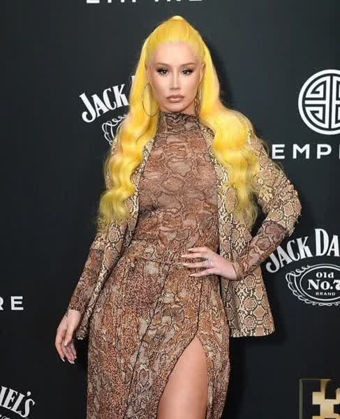 5b9b216f5e63be46bf572323c4bc6051027ce91d5e2455a8f631424b331ca83d thumbnail