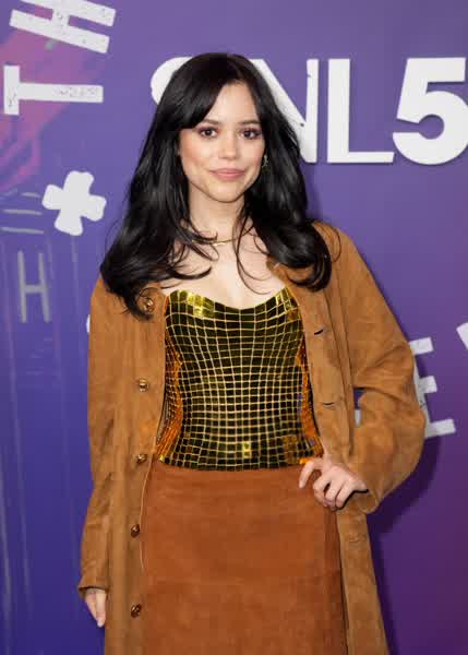 299a13b257180f1462f09bb05462130e195a0227553d10be7911a9ae83f4ed0c thumbnail