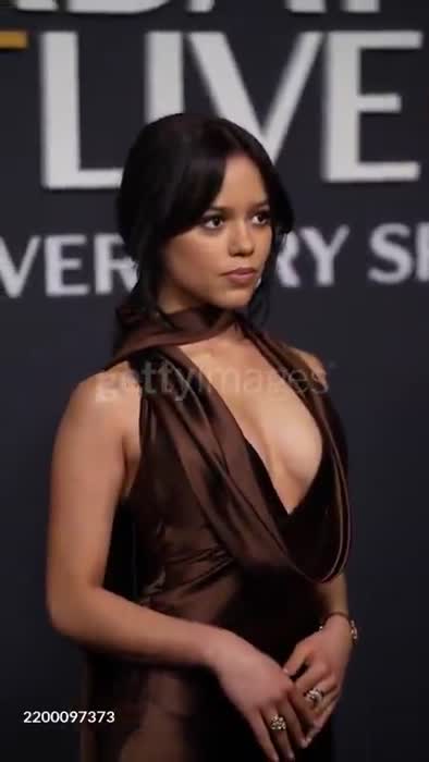 3f5eda299f933ea2ee308b39f5633e3c4e0f55118300eb089b3a146aa7e01383 thumbnail