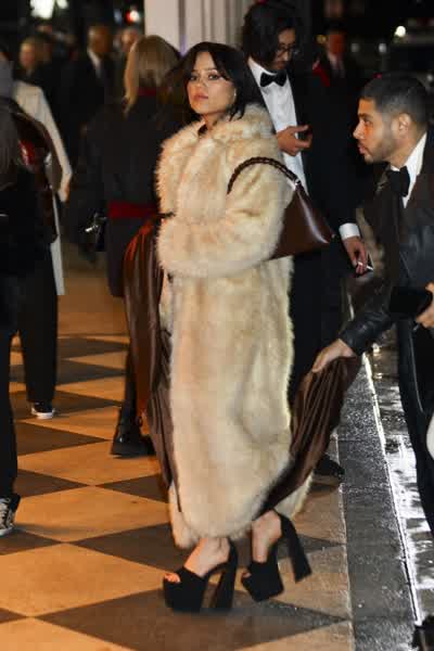 506442f601415287b1d28027e6d2c52500d4392445d6978c6c61f3593a5cbc6b thumbnail