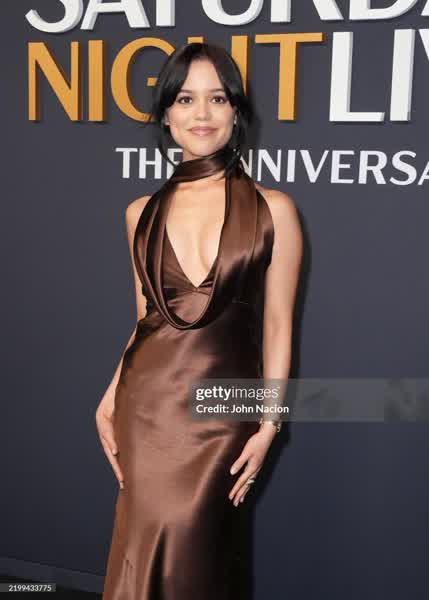 5753758fe3100ca92da916419b75c5e525e3ef4232c4dff2153520cffebac882 thumbnail