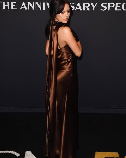 f2bbdd50f97b670237e55cfa3d38ee80722ee054779bbb5ac6490cc59ff8971e thumbnail