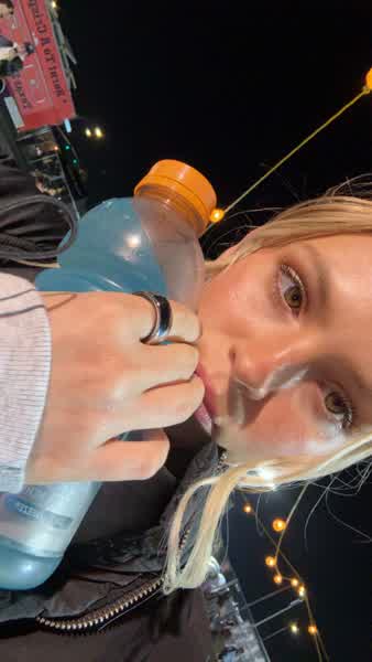 70c2c16da07d4a00b1baeab5d8a18569728cc25530c8d2097e81cfc58cfbc784 thumbnail