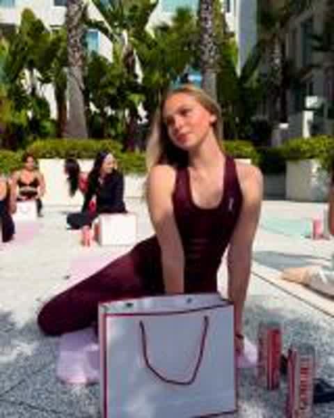 98c1142757f2c1c7ca00736391f078725dfacac42aafcd386fa6757aae2235d6 thumbnail