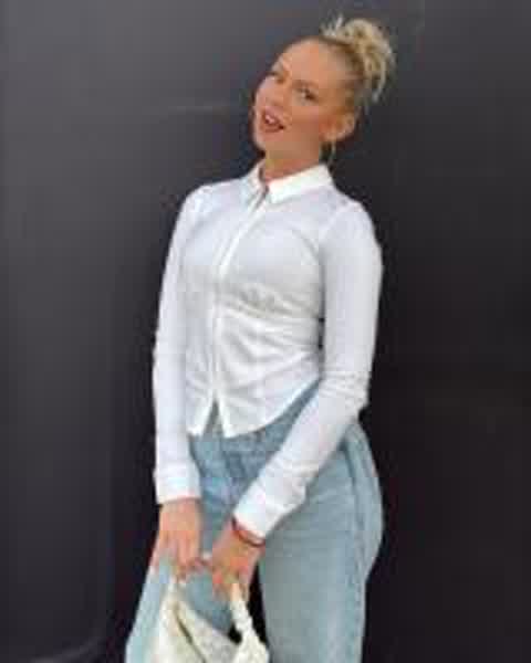 b83cd63b59e9d05713cd7b97720ca76a8a83f64eb942eb9d8b95f12c92dea3ea thumbnail