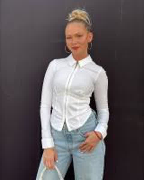 bb80851f0b0a9cdf6d2fb7340ea8ab24a1299bed7337cad1d0312b3d669f4e5a thumbnail