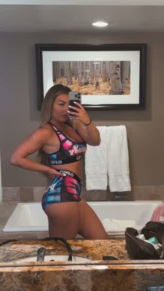 022c0e909a2f81b3aeb1fbd48cc489168a156160b5d7bdbd3d5429df838560f5 thumbnail