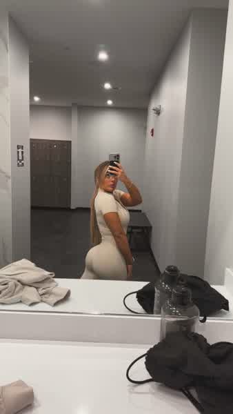 a8696f2aba9f75e397cd935c5fe89548d908cae66f06407864d51e94406e41c4 thumbnail