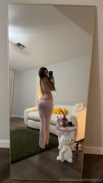 2dbd56ab081f1bd99f39ca33d962f8ee1e6e7995990b2a61b6f71a5f502c2c82 thumbnail