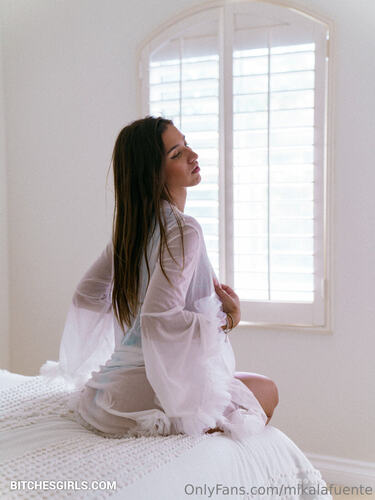 316186303292674510904273742442112010451 thumbnail