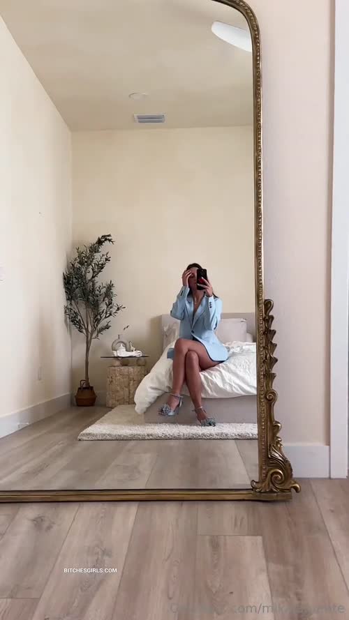 408c61de1ca98a99cf239db3596246311572e8a69b5aa14be6178581bbfd0421 thumbnail