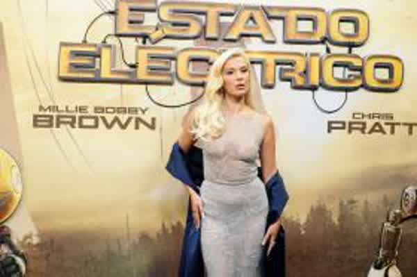 6f95ff70377252cd36b1ecdd4f69ce4dd1cb5c4d4778f4ede8fda2f4b6f206a3 thumbnail