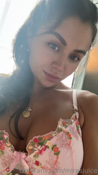 8921e57db1170223f4adc1955a4252b2438a5757cd2375e7285c323242889071 thumbnail