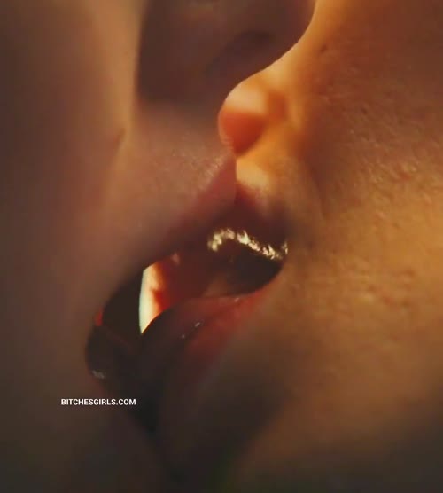 d4dc90f4e272173a411bbb10d5f7bd1f26a385577596f0a00847cb19baed30d2 thumbnail