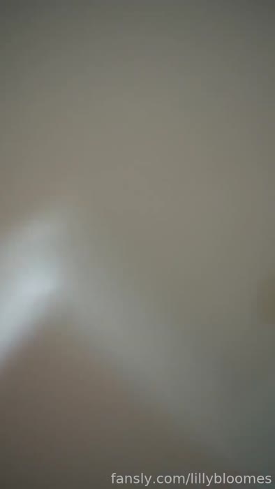 41d3268e262348bf49cf6d69525bd9ce268d21f78e7b8efdbc93c7b067be8bd6 thumbnail