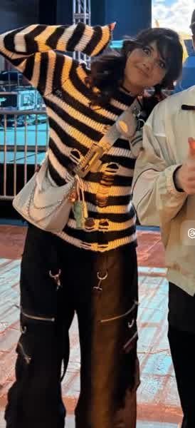 edfacc752e29215573f45dfb2a782beda9301b74f7359de889f8778869bf8a45 thumbnail