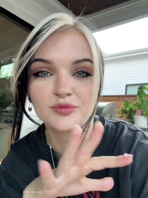 0308d8f9a6b4b087062f1affe09409abe9aab1deab5d283ff4d738752da1b539 thumbnail