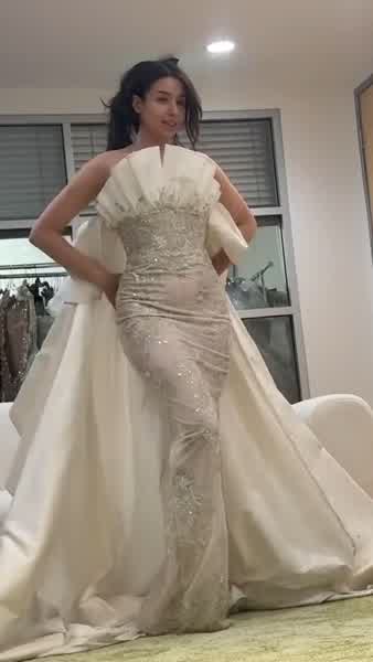 0230a0f9afd460230cfb14eea2ea90a8160bb56ee3e2582de56002a96d4bd357 thumbnail