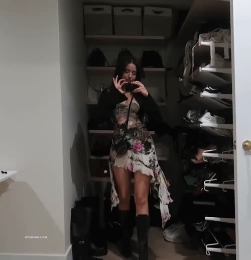 24a3156a40f43a9532c48f995baece28b54314ccc949e69482cc521d9d904798 thumbnail