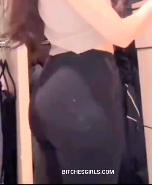 436dbca2f78611a9561d10277eb4a7419a2f0764f82024dfd76e784d1d477de9 thumbnail