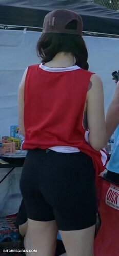 45579420340075080492996552635371155432 thumbnail