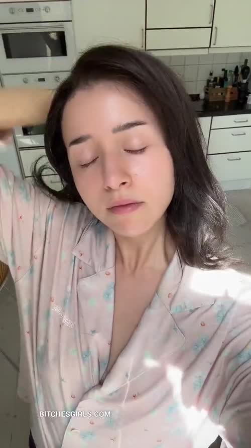 e27cf41efbbaf165161adde3aa26ccb79711c94c606d4310c21f697c1a81ff7f thumbnail