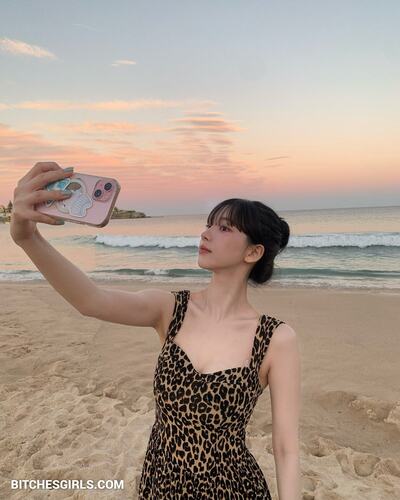 261322360341032820049992092375966662010 thumbnail