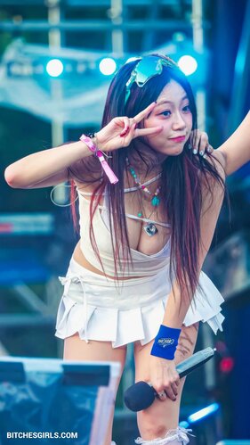 44602907843934215895359076627752407506 thumbnail