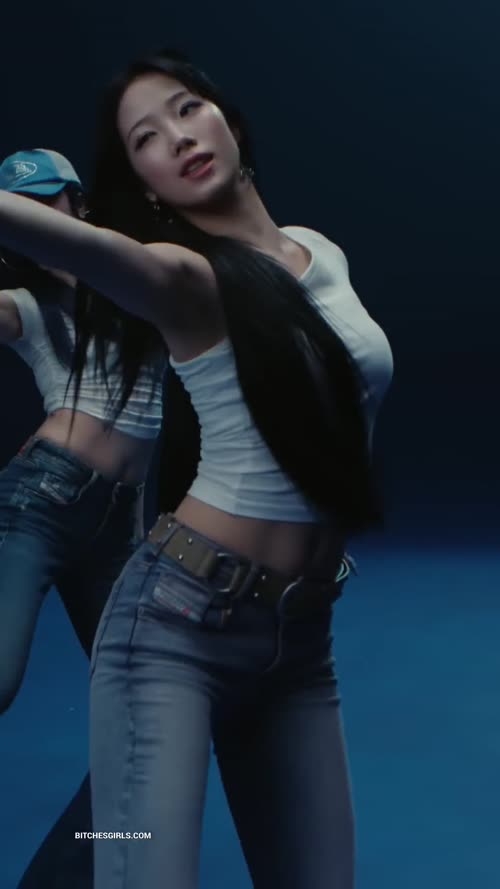 d697db249fdf59c00ecb77862d837e76fbfe735b8656bb8a802759e950af4965 thumbnail