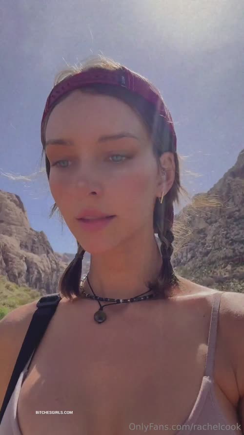 22b9a2f68c21ff6818f6daa1be548ee26d5a4f7e499613be03ffe7f75b8f389b thumbnail