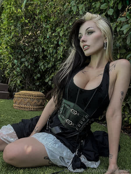 f2f74d1941da1cd732f24022075f695e443331655d19dfb74073e0bbc03aeef7 thumbnail